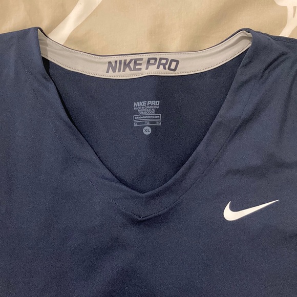 Nike Pro long sleeve, womens XL, Navy - Picture 3 of 5